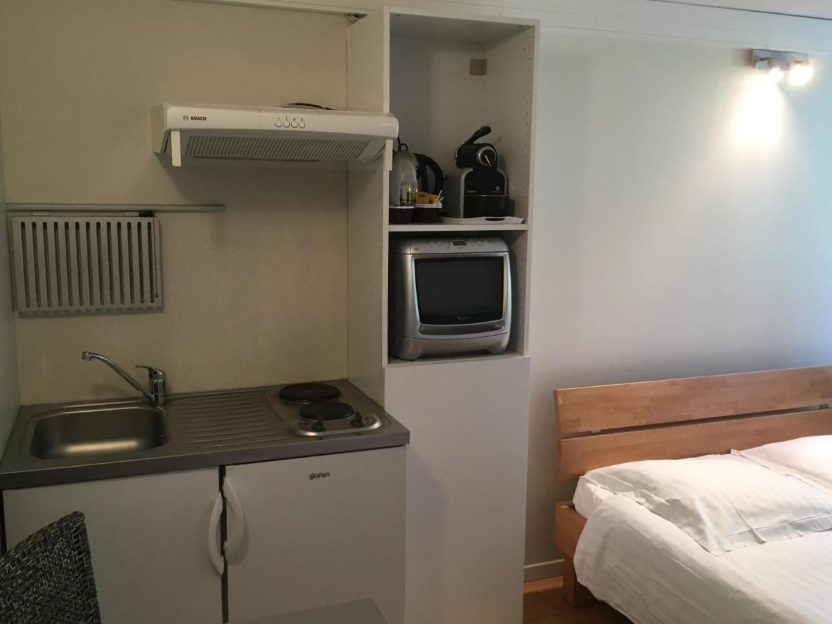 Hotel Pierre Blanche Chatillon-en-Michaille Eksteriør bilde