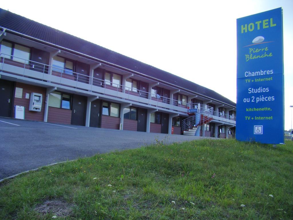 Hotel Pierre Blanche Chatillon-en-Michaille Eksteriør bilde
